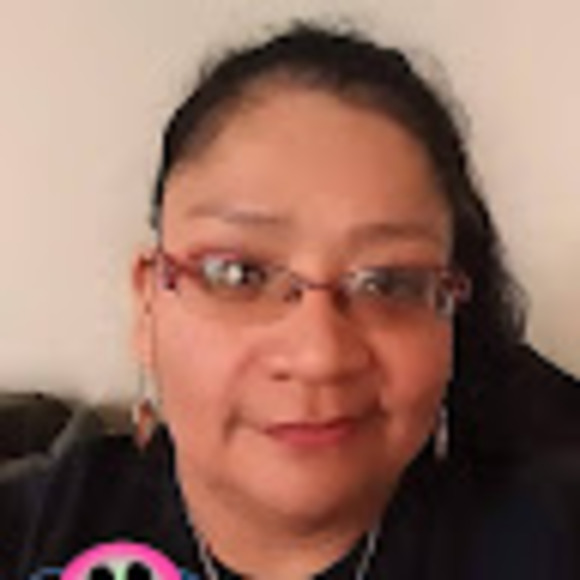 Meet your Posher, Feather - Picture 1 of 1